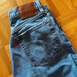 Levi’s Ripped Blue Jeans